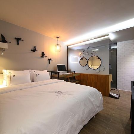 Avenue Hotel Jeonju Extérieur photo