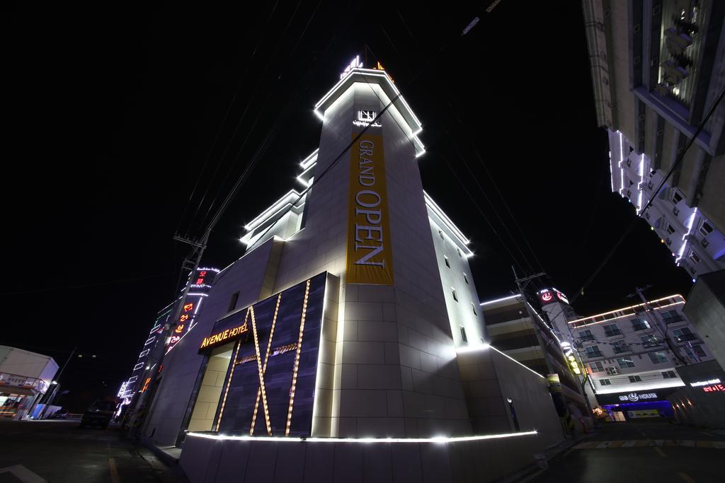 Avenue Hotel Jeonju Extérieur photo