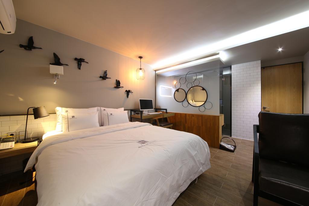 Avenue Hotel Jeonju Extérieur photo