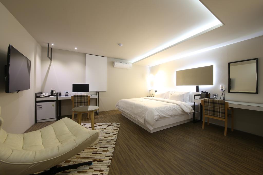 Avenue Hotel Jeonju Extérieur photo